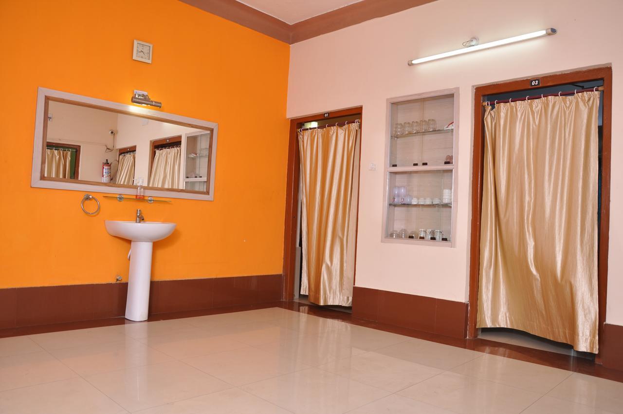 Radhika Resort Bhubaneswar Exterior photo